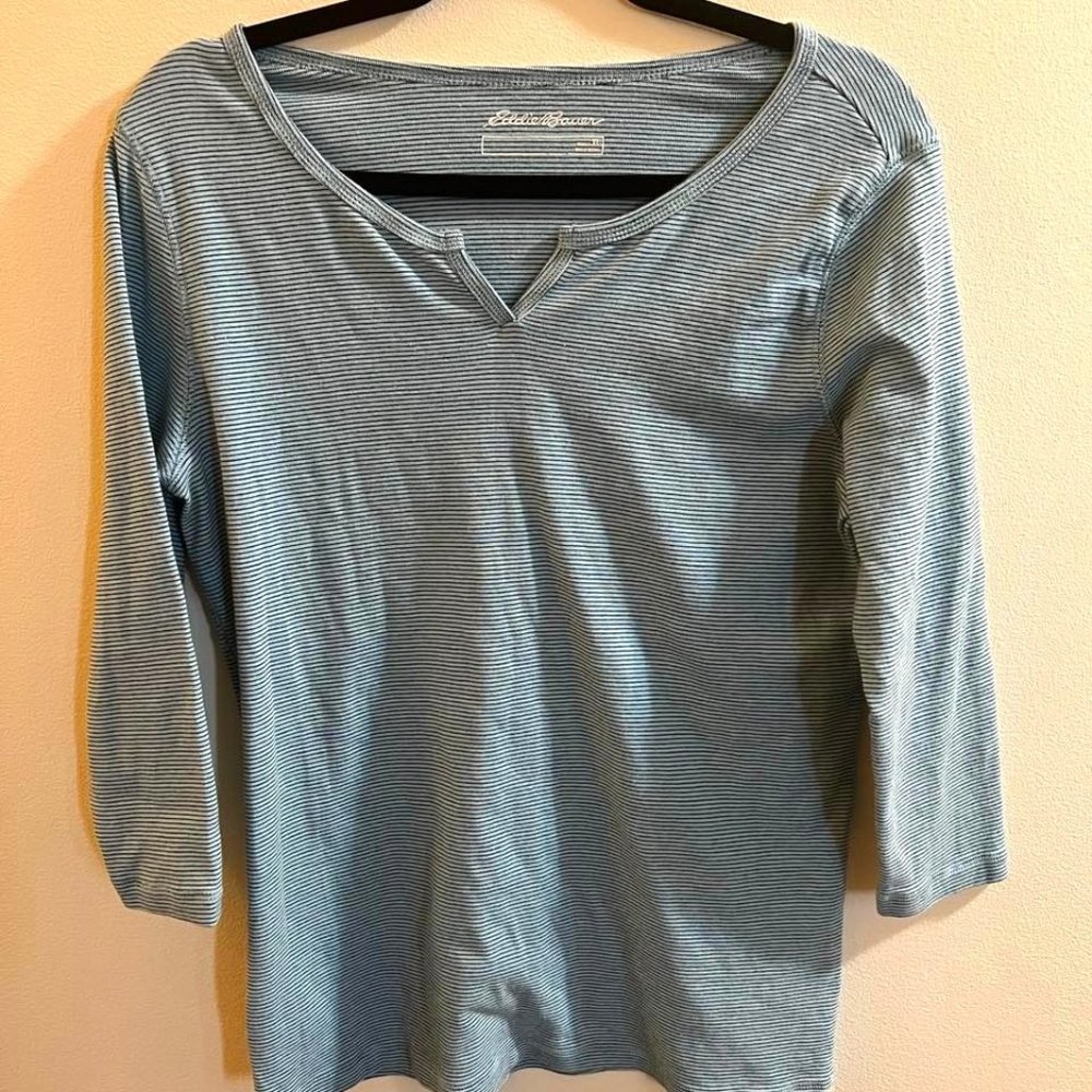 Eddie Bauer 3/4 shirt, v-neck, XL, mint green/white